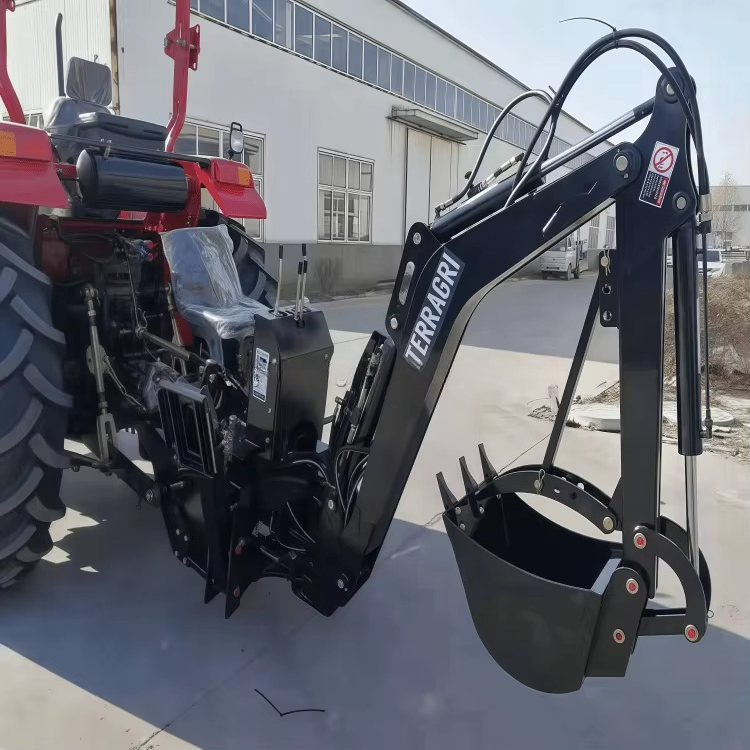 4x4農場用ホイールトラクター、後部穴掘り機付き、販売中、牽 - Tractor Backhoe のレビューと価格